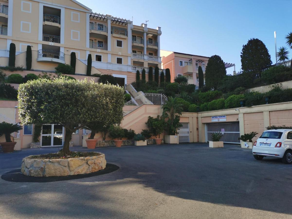 Appartement Renove, Piscine A Debordement, Vue Mer Cannes Exterior photo