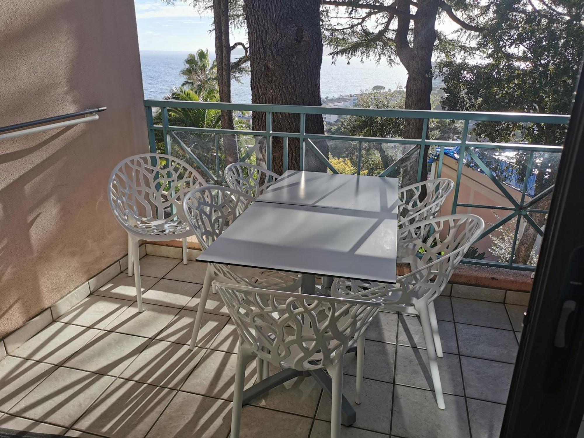 Appartement Renove, Piscine A Debordement, Vue Mer Cannes Exterior photo